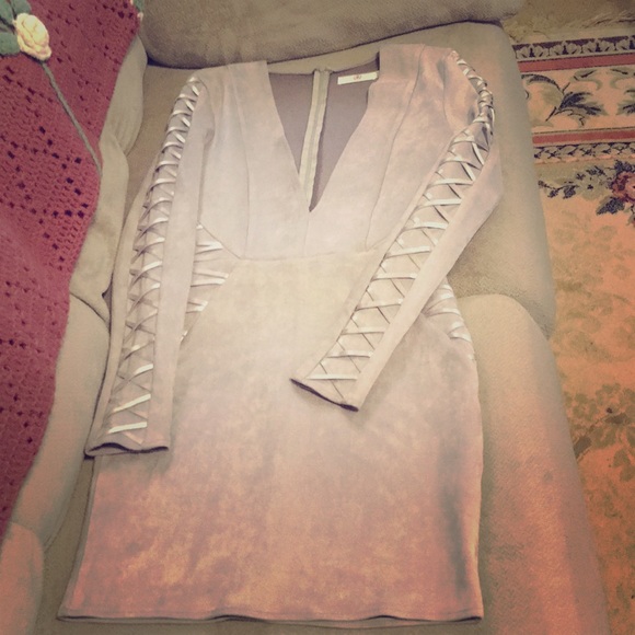 Faux-suede dress - Picture 2 of 6